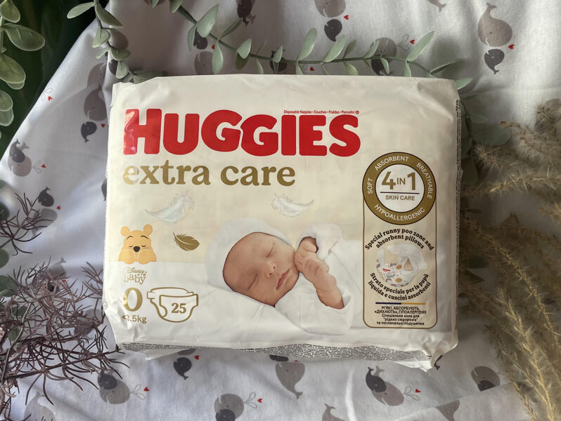 "HUGGIES"