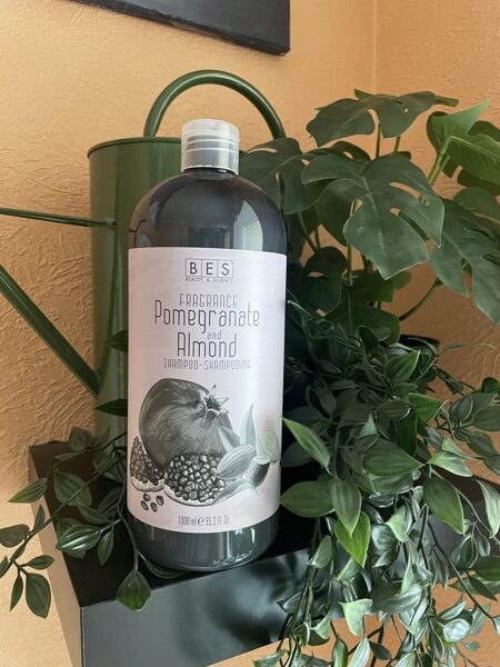 BES FRAGRANCE šampūns granātābolu un mandeļu 1000ml